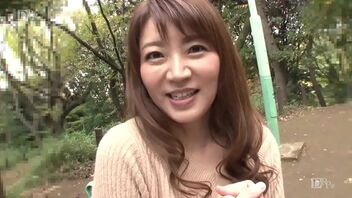 Kazuki Sakura, a married woman in her prime, has a one night stand.